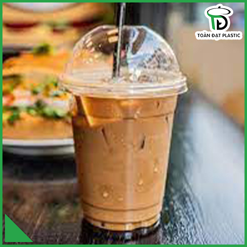 Cốc nhựa dùng 1 lần